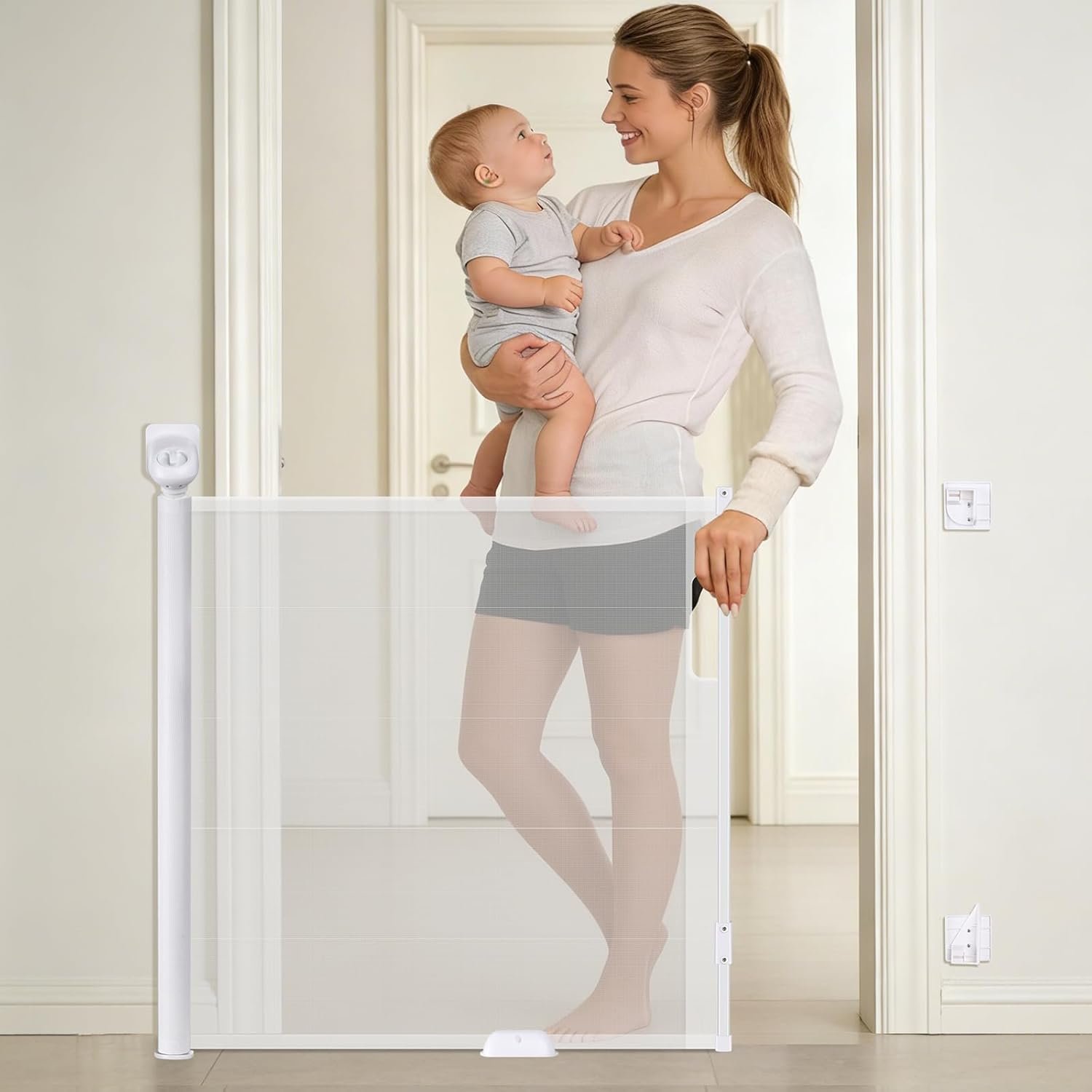 Retractable Baby Safety Gate, 33.8″ Tall Extends to 55″ Wide, Dual Lock, Adjustable Mounting, Extendable Pet Gate for Hallways, Stairs, Indoor & Outdoor（White）
